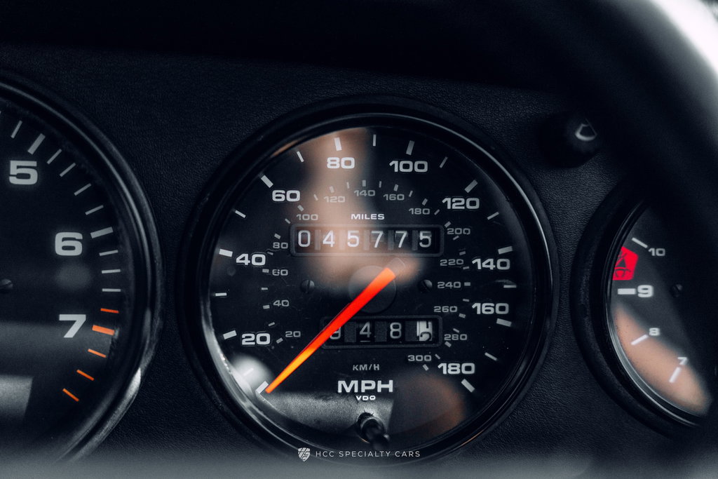 Porsche 964 Carrera 2 Speedster