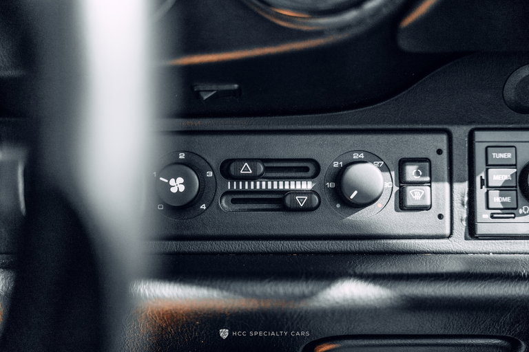 Porsche 964 Carrera 2 Speedster