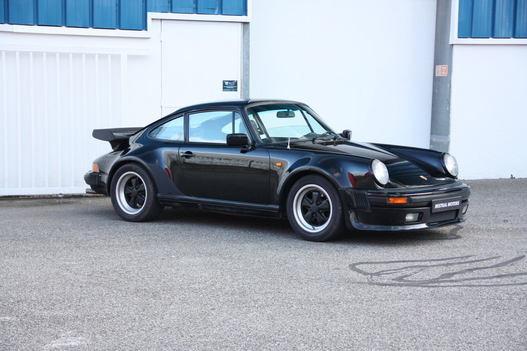 Porsche 911 Turbo 3.3
