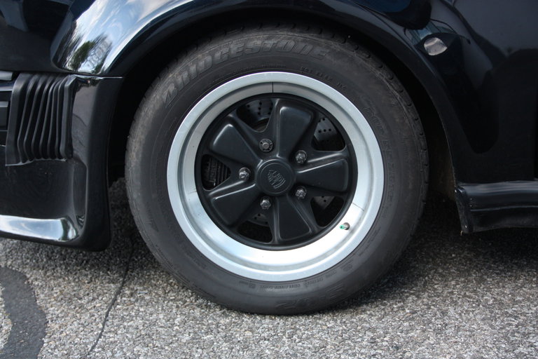 Porsche 911 Turbo 3.3