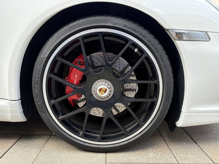 Porsche 997.2 Carrera GTS