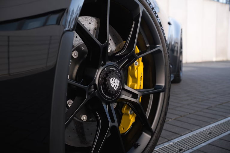 Porsche 992 GT3 Touring