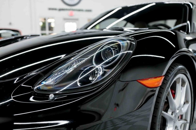 Porsche 981 Cayman S