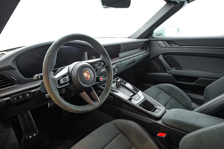 Porsche 992.2 Carrera GTS