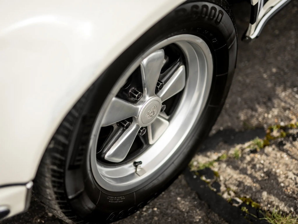 Porsche 911 Carrera RS