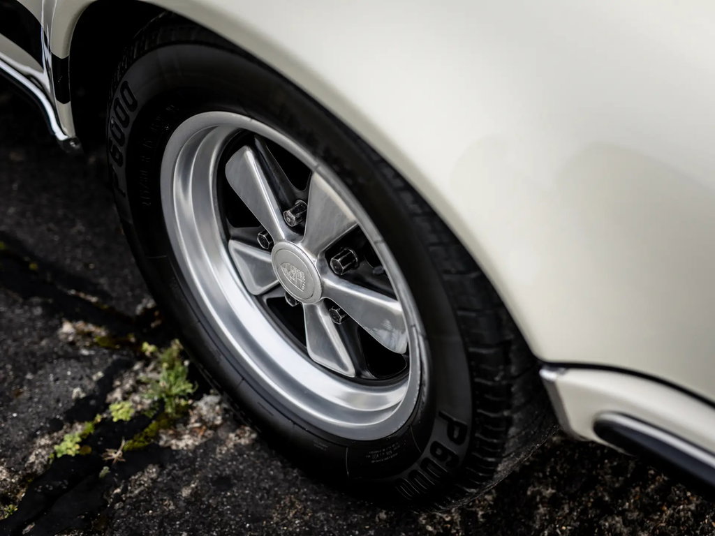 Porsche 911 Carrera RS