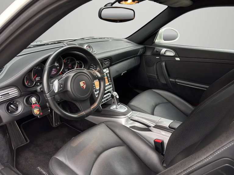 Porsche 997.2 Carrera 4