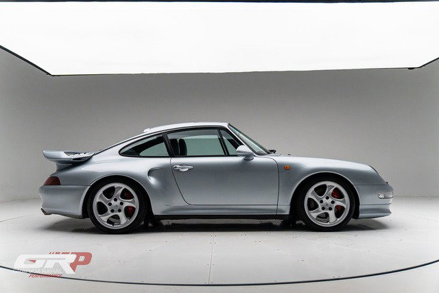 Porsche 993 Carrera 4S