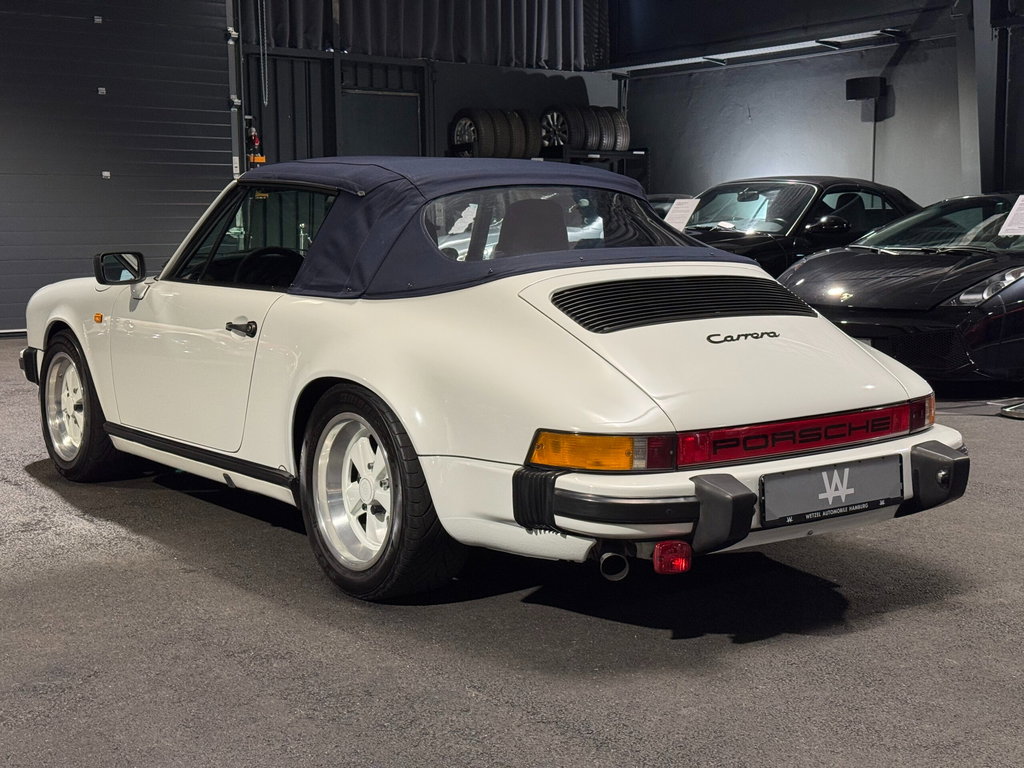 Porsche 911 Carrera 3.2
