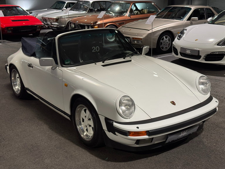 Porsche 911 Carrera 3.2