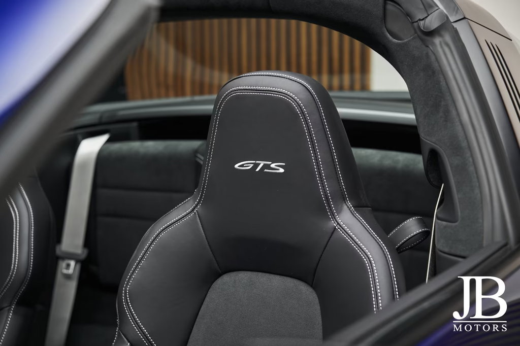 Porsche 992 Targa 4 GTS