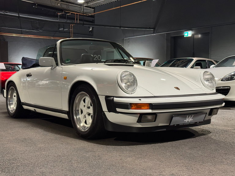 Porsche 911 Carrera 3.2