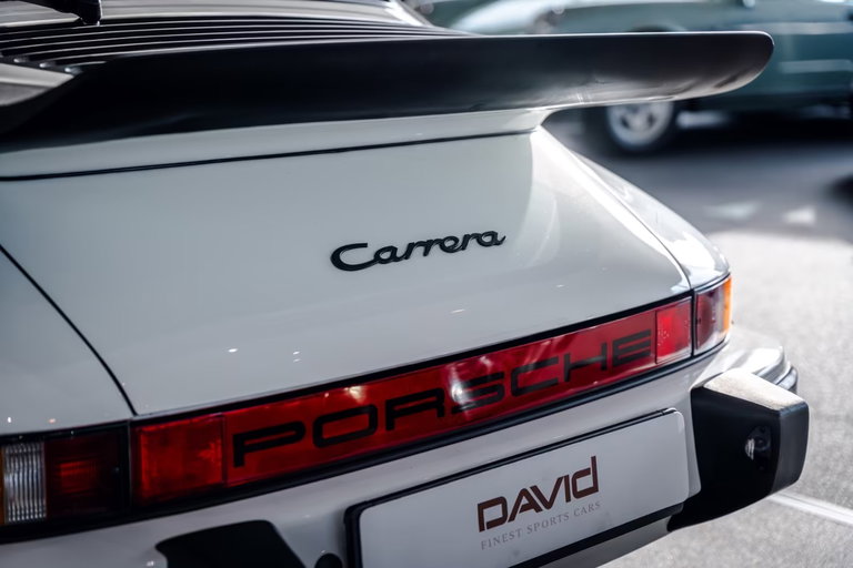 Porsche 911 Carrera 3.2
