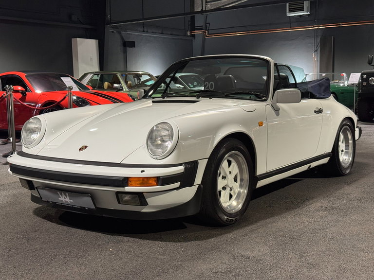 Porsche 911 Carrera 3.2