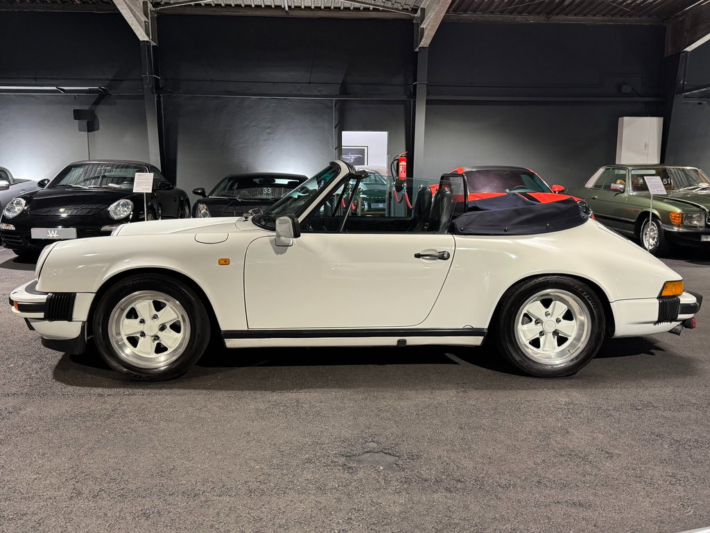 Porsche 911 Carrera 3.2