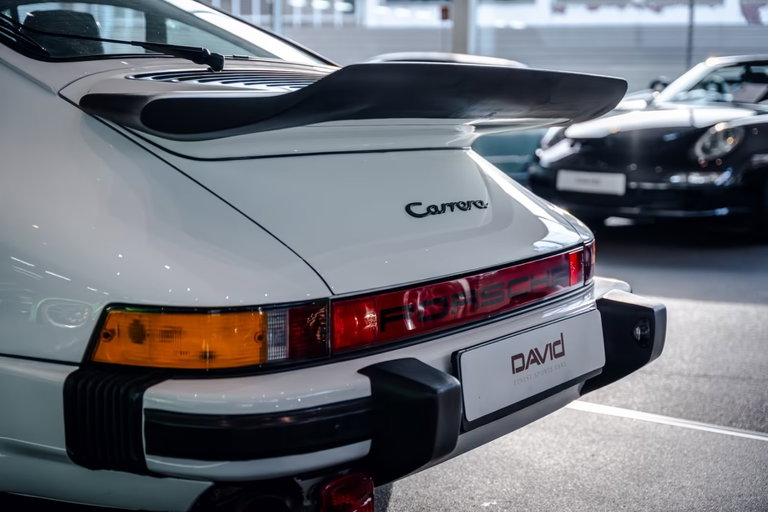 Porsche 911 Carrera 3.2