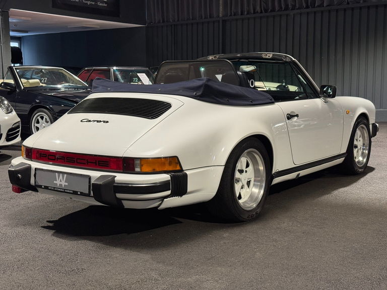 Porsche 911 Carrera 3.2