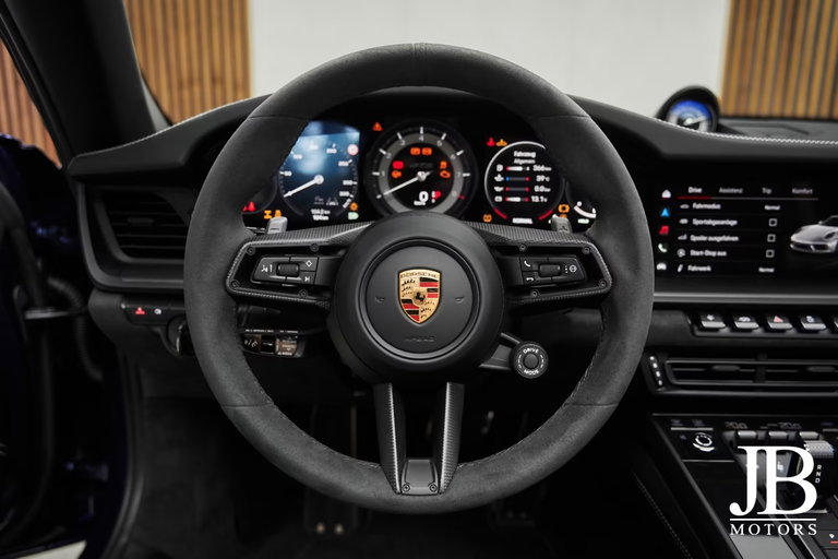 Porsche 992 Targa 4 GTS