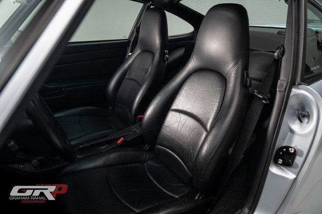 Porsche 993 Carrera 4S