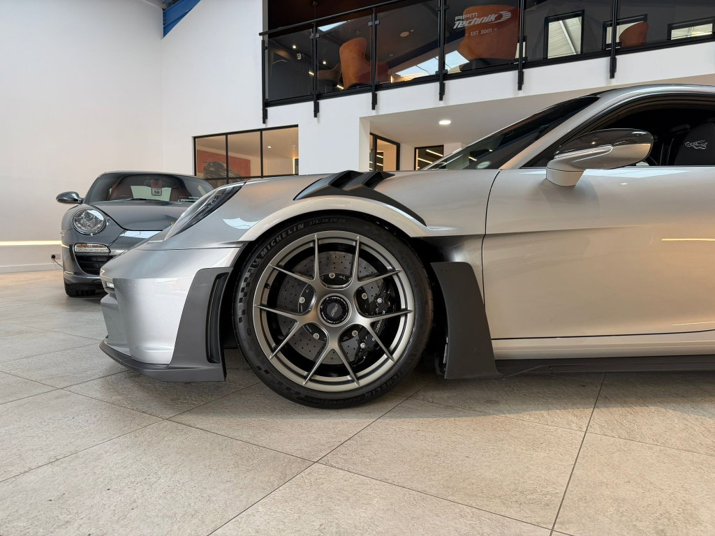 Porsche 992 GT3 RS