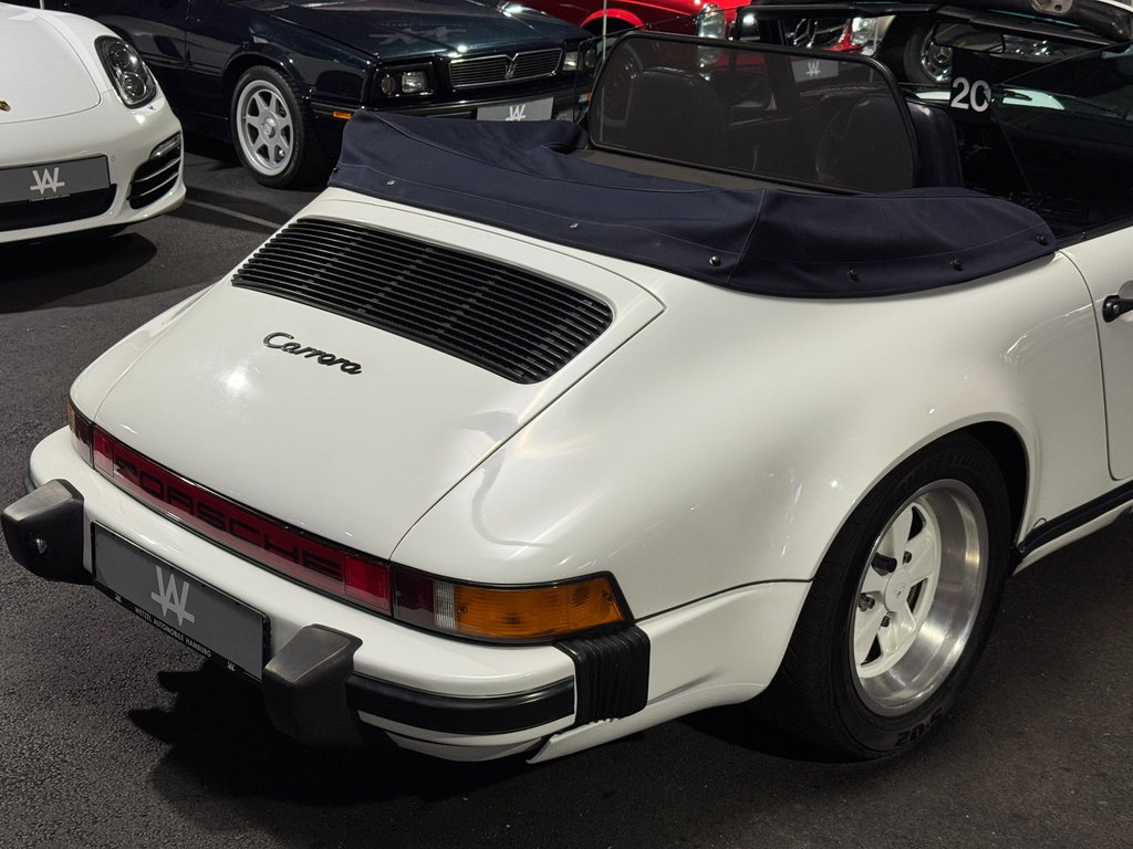 Porsche 911 Carrera 3.2