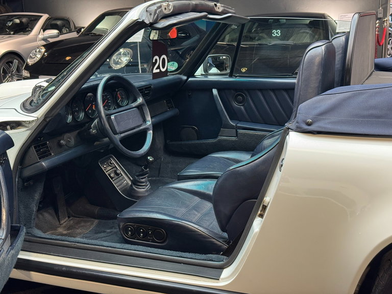 Porsche 911 Carrera 3.2