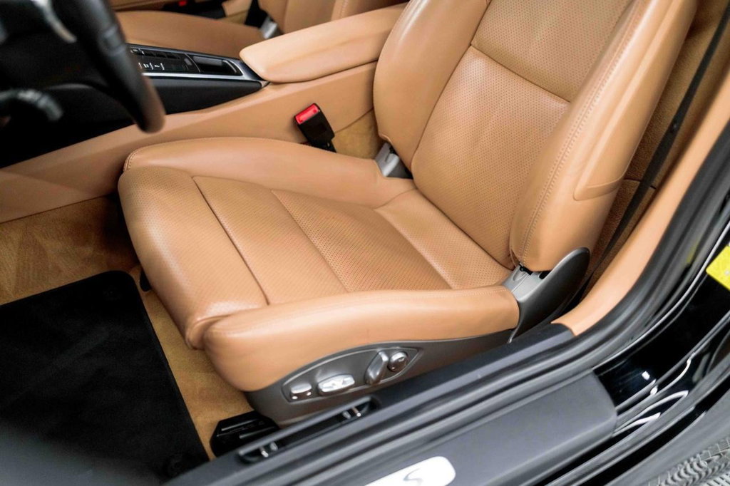 Porsche 981 Cayman S