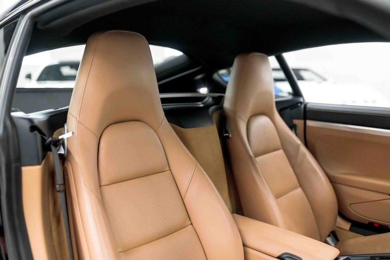 Porsche 981 Cayman S