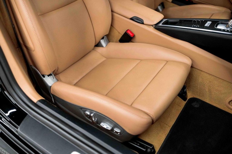 Porsche 981 Cayman S