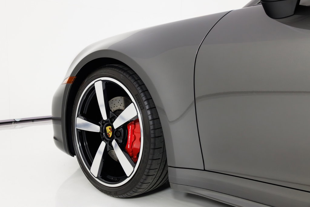 Porsche 992 Carrera 4S