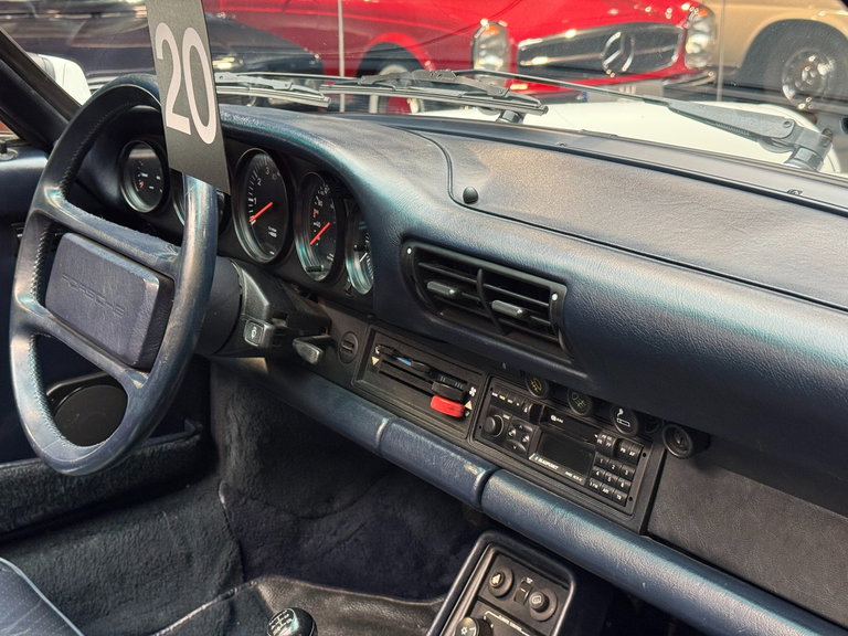 Porsche 911 Carrera 3.2