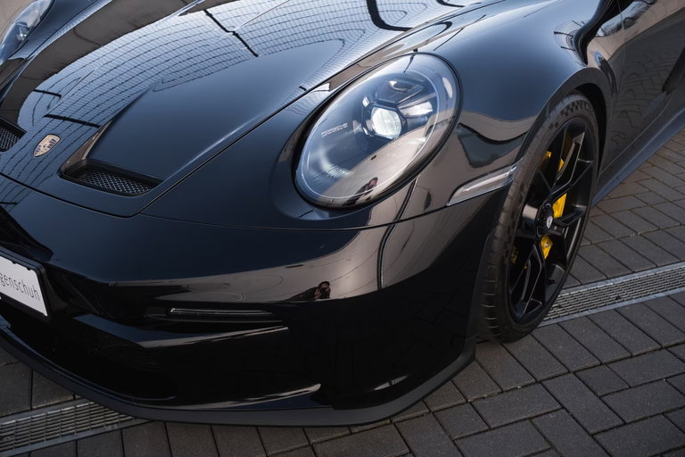 Porsche 992 GT3 Touring