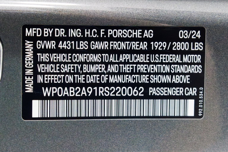 Porsche 992 Carrera 4S