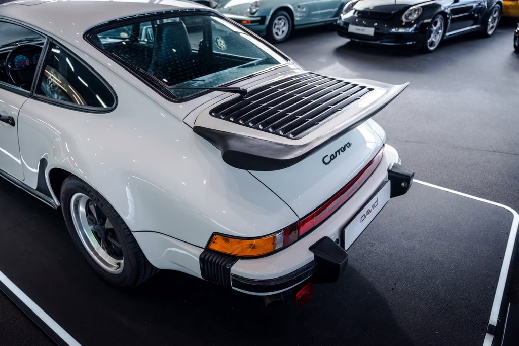 Porsche 911 Carrera 3.2