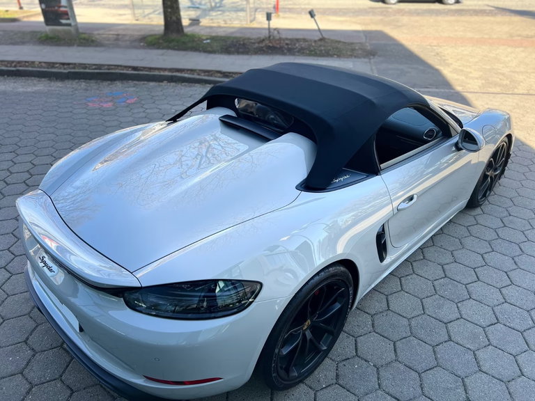 Porsche 718 Spyder