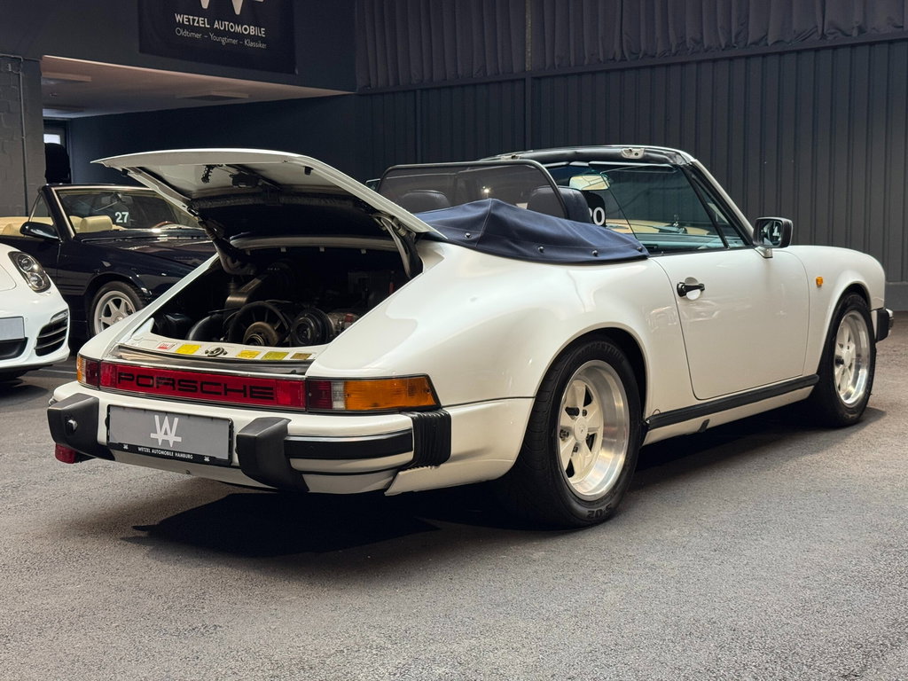 Porsche 911 Carrera 3.2