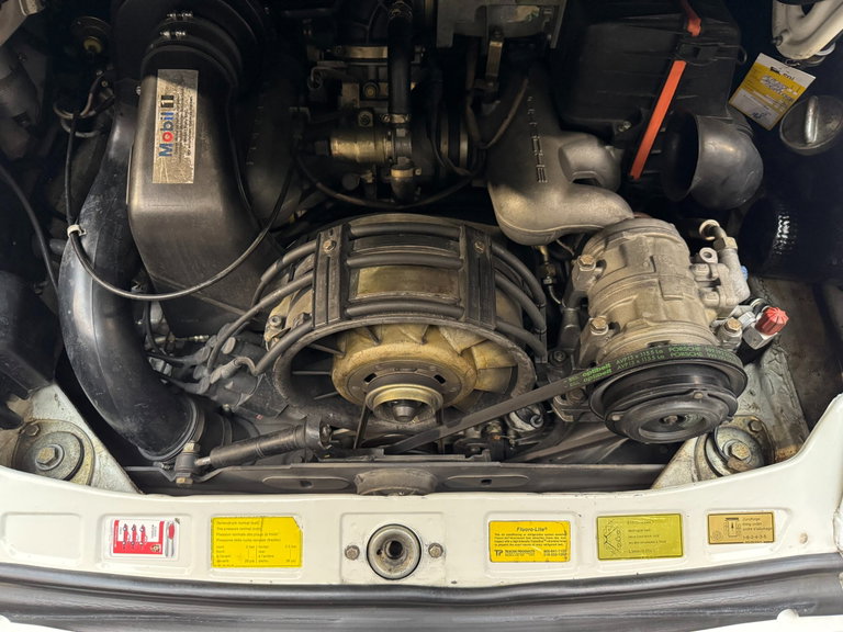 Porsche 911 Carrera 3.2