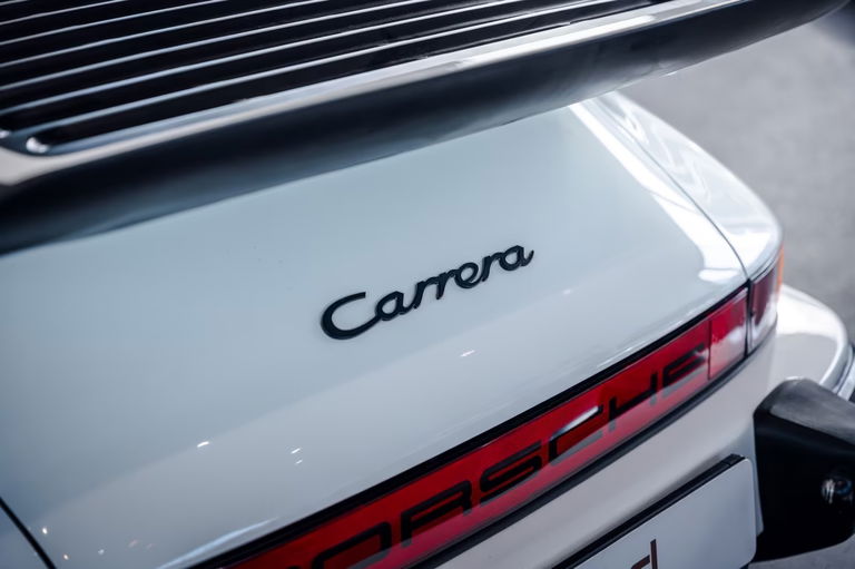 Porsche 911 Carrera 3.2