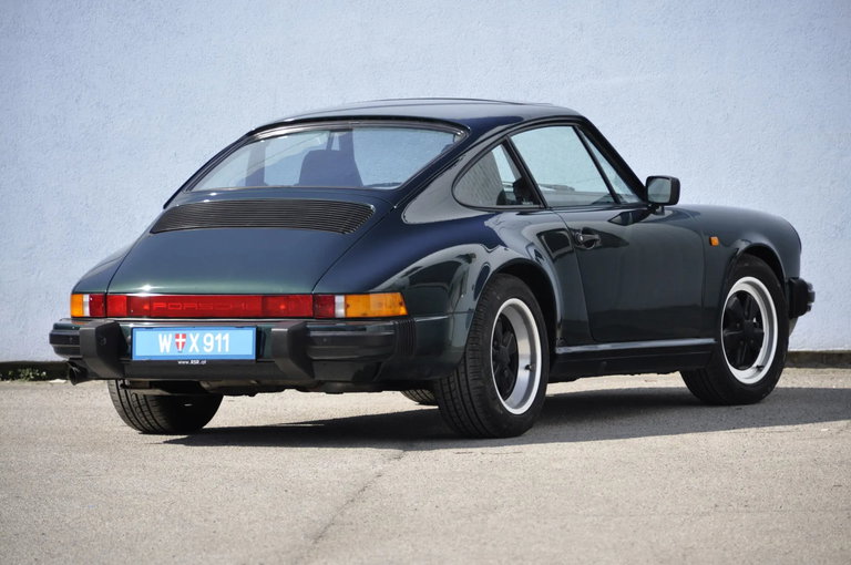Porsche 911 Carrera 3.2
