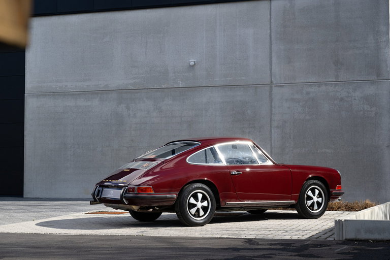 Porsche 911 S (F-Modell)