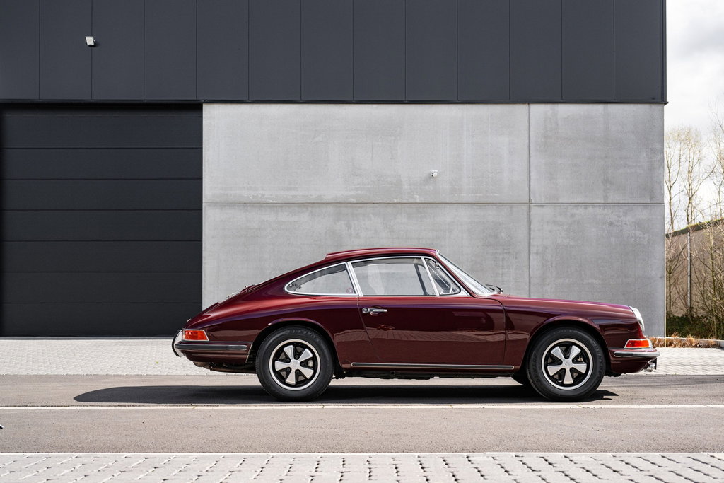 Porsche 911 S (F-Modell)