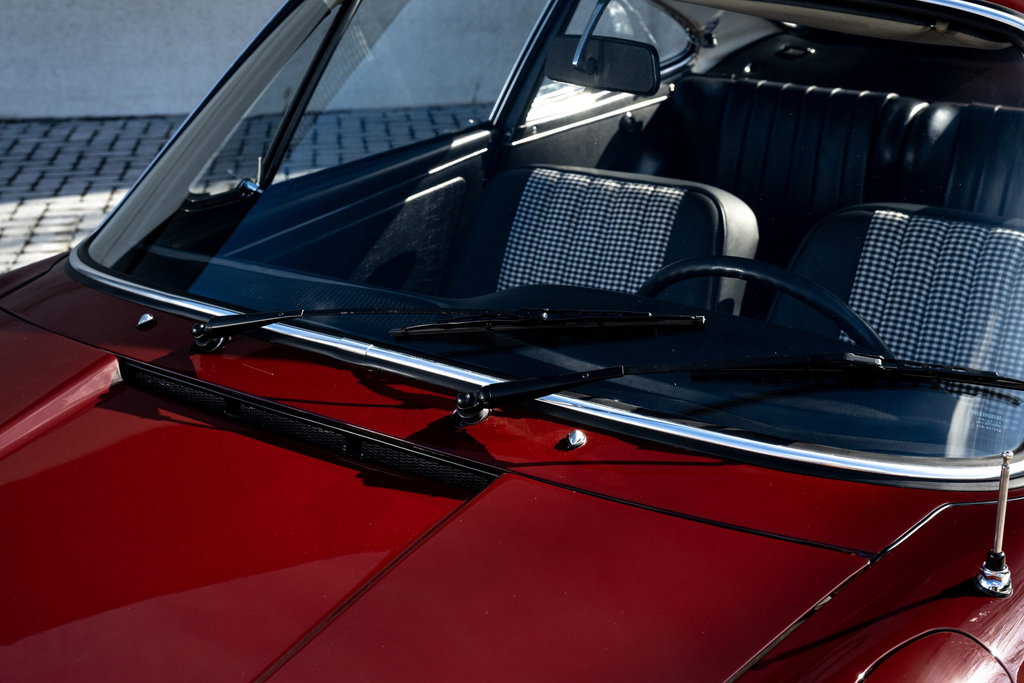 Porsche 911 S (F-Modell)