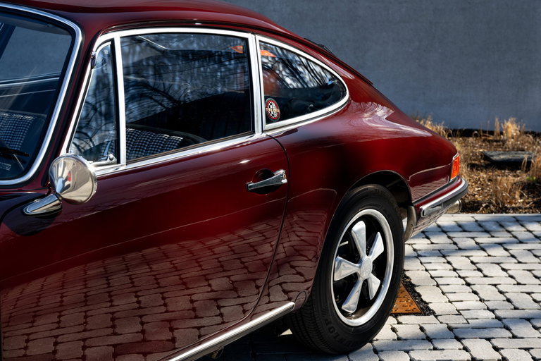 Porsche 911 S (F-Modell)