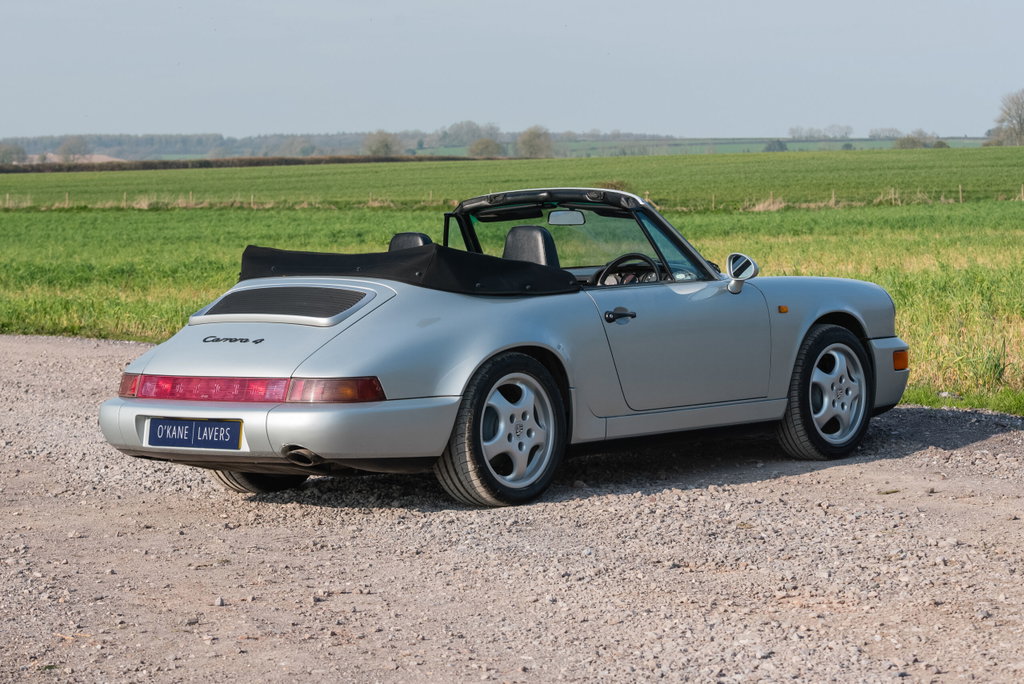 Porsche 964 Carrera 4