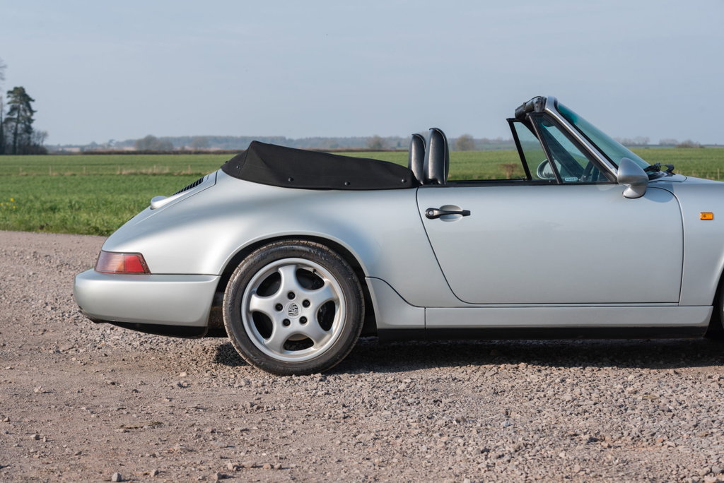 Porsche 964 Carrera 4