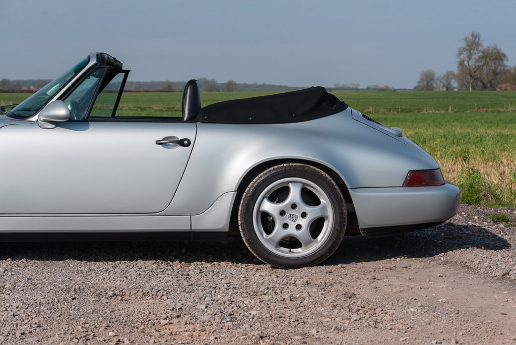Porsche 964 Carrera 4