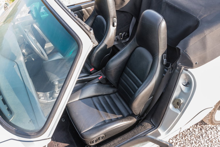 Porsche 964 Carrera 4