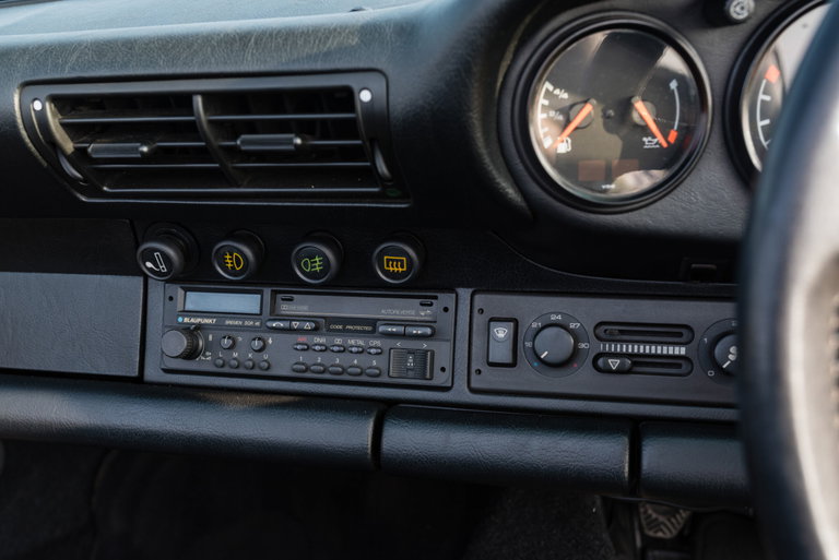 Porsche 964 Carrera 4