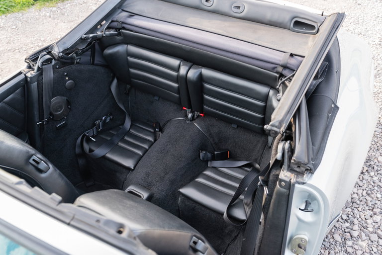 Porsche 964 Carrera 4
