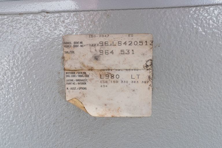 Porsche 964 Carrera 4